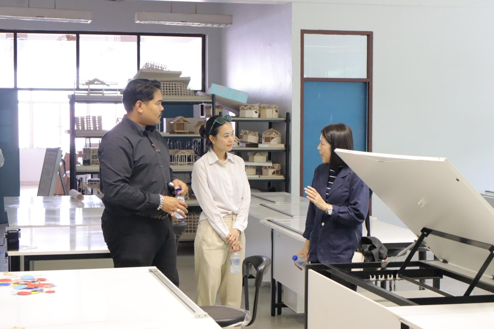 ภาพประกอบเว็บไซต์