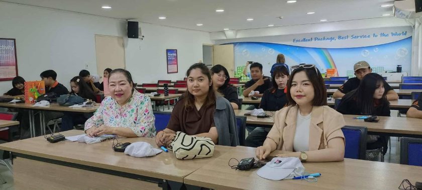 สาขาวิชาออกแบบผลิตภัณฑ์ คณะศิลปกรรมศาสตร์ มทร.ธัญบุรี นำนักศึกษาเข้าศึกษาดูงานกระบวนการผลิตบรรจุภัณฑ์ครบวงจร ณ บริษัทสยามทบพันแพคเกจจิ้ง จำกัด เมื่อวันที่ 3 ตุลาคม 2568