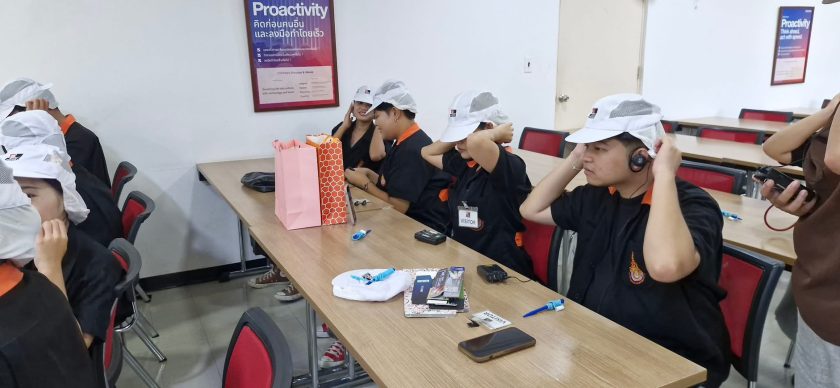 สาขาวิชาออกแบบผลิตภัณฑ์ คณะศิลปกรรมศาสตร์ มทร.ธัญบุรี นำนักศึกษาเข้าศึกษาดูงานกระบวนการผลิตบรรจุภัณฑ์ครบวงจร ณ บริษัทสยามทบพันแพคเกจจิ้ง จำกัด เมื่อวันที่ 3 ตุลาคม 2568