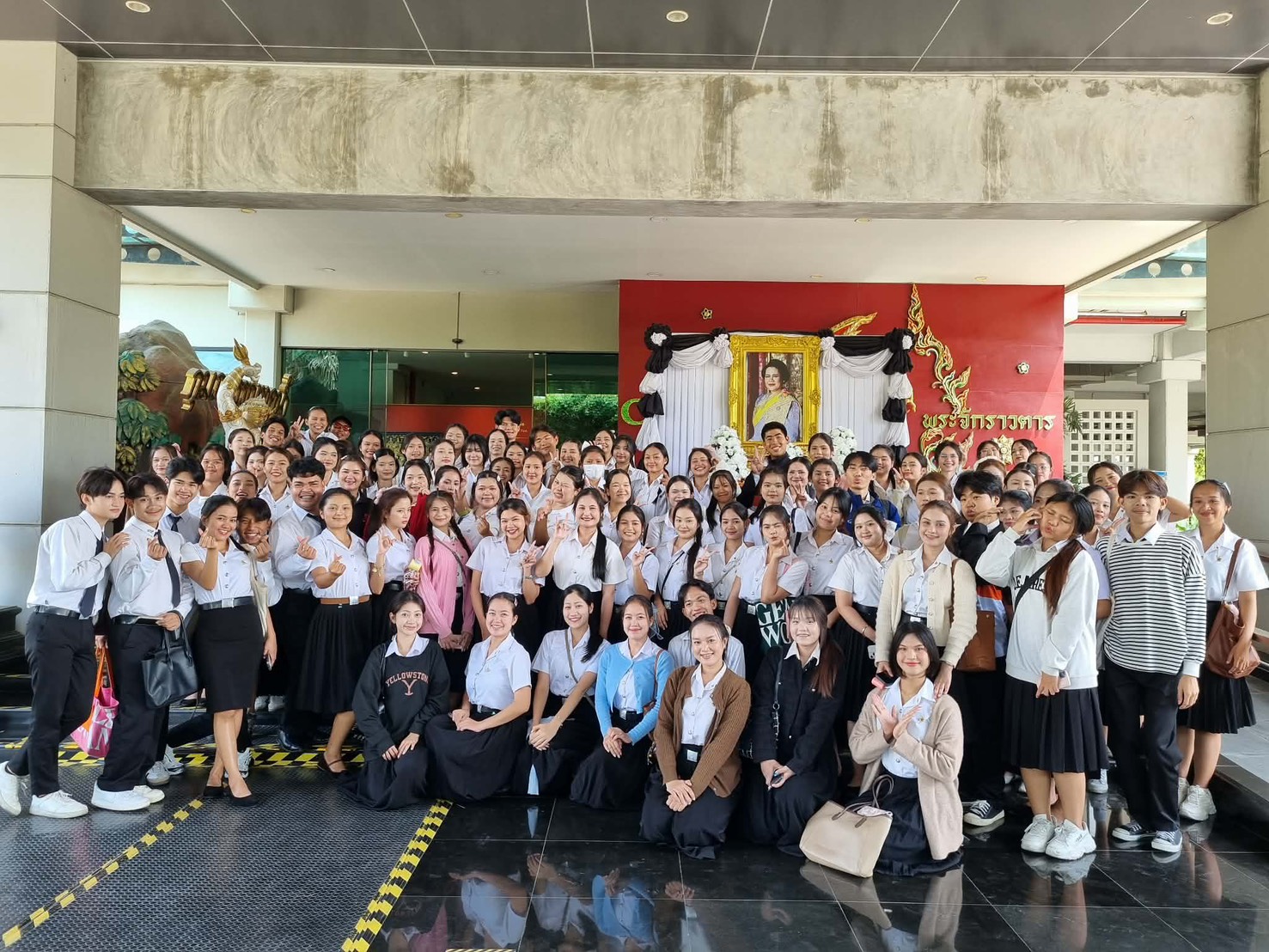 ภาพประกอบเว็บไซต์