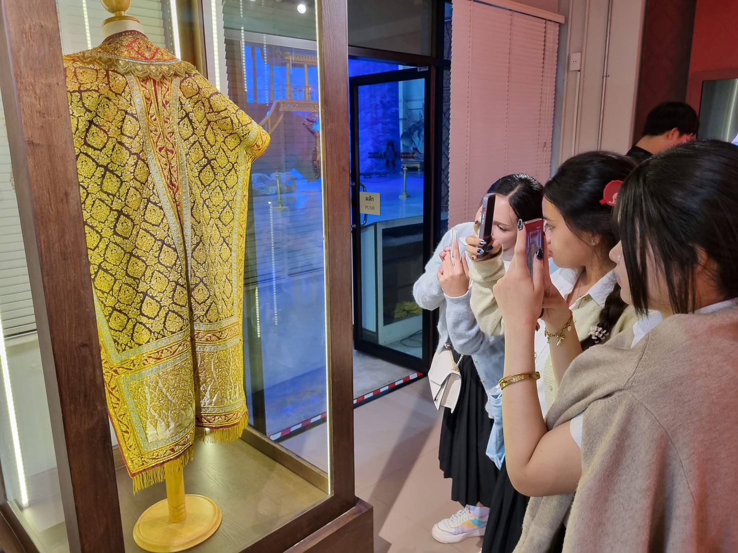 ภาพประกอบเว็บไซต์