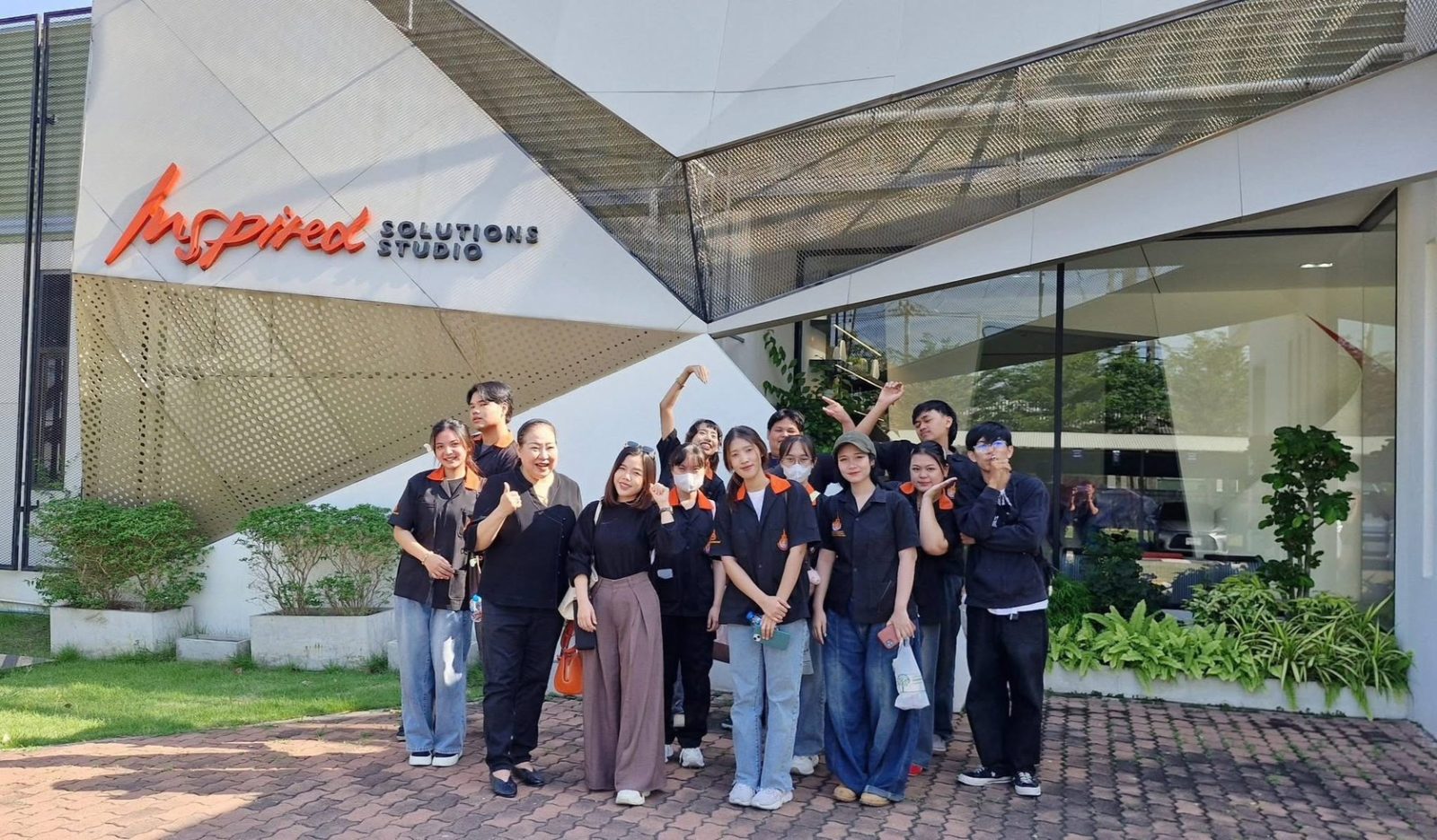 ภาพประกอบเว็บไซต์