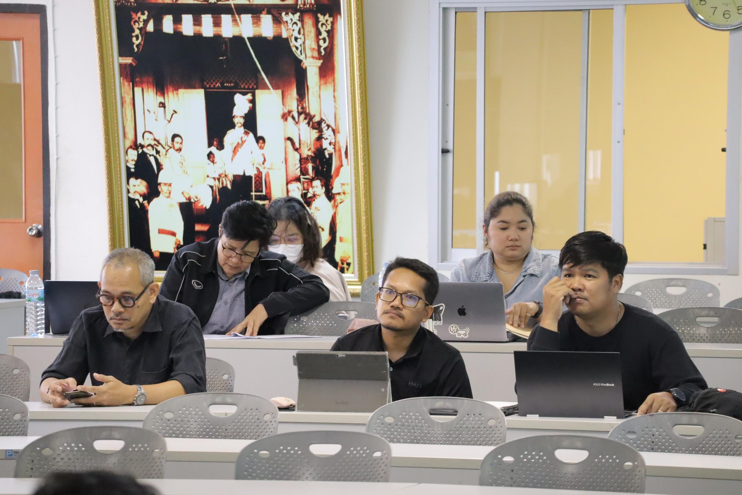 ภาพประกอบเว็บไซต์