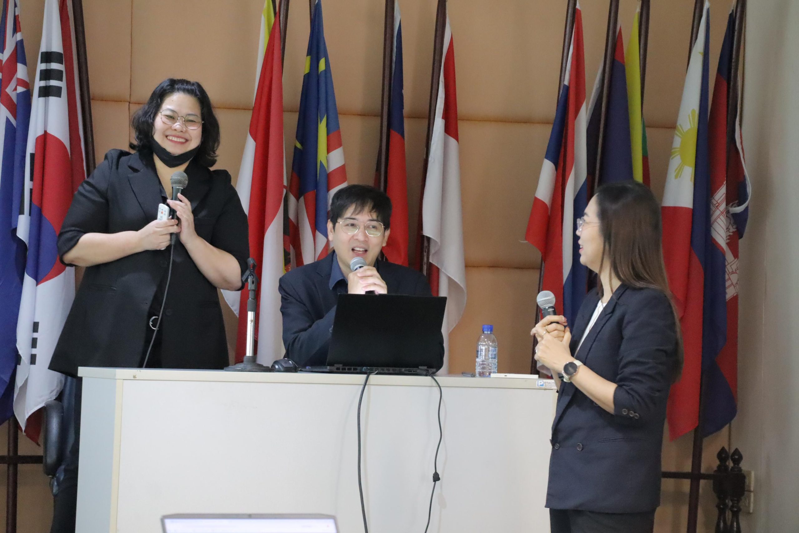 ภาพประกอบเว็บไซต์